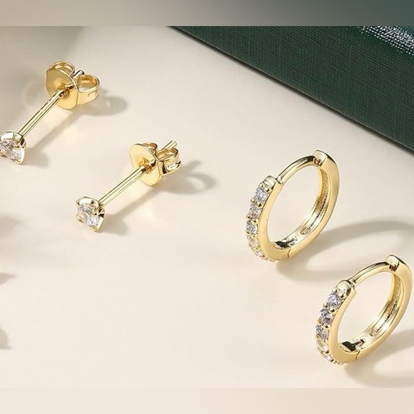 unbranded Jewelry - #10 925 Sterling Silver Hoop and Stud Earring Set